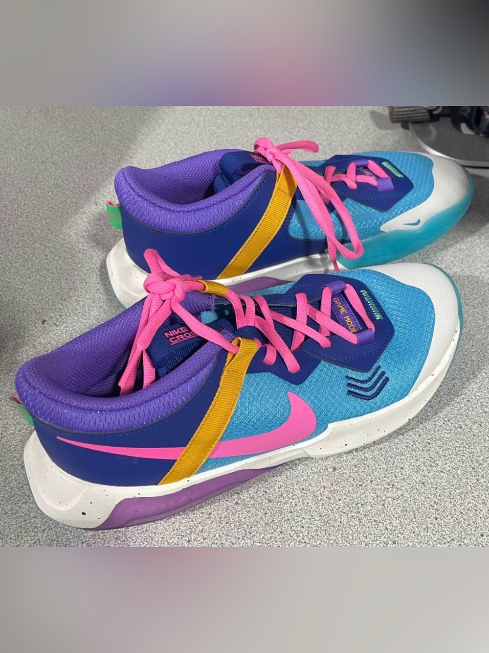 Nike Kids Nike Air Zoom Crossover Basketball Shoes